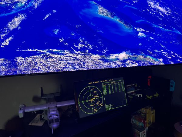 ADS-B Airplane Tracking #1726<br>4,032 x 3,024<br>Published 4 weeks ago